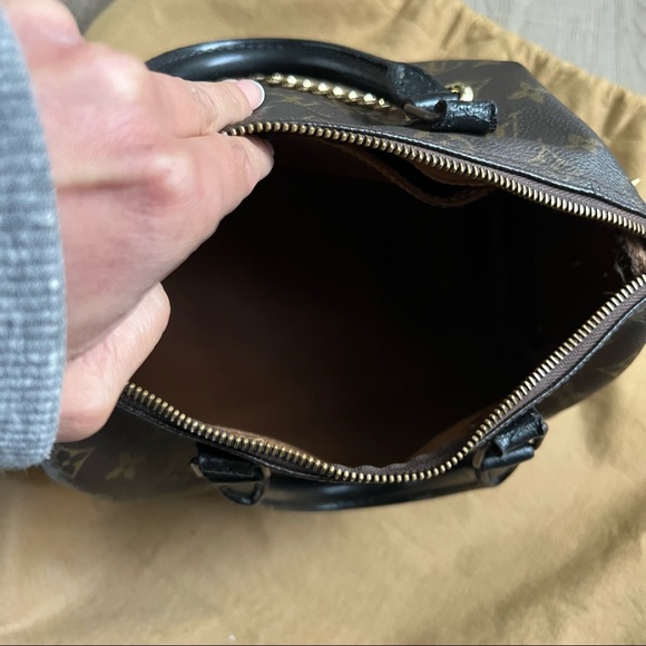 Authentic Louis Vuitton speedy 25 - Picture 12 of 14